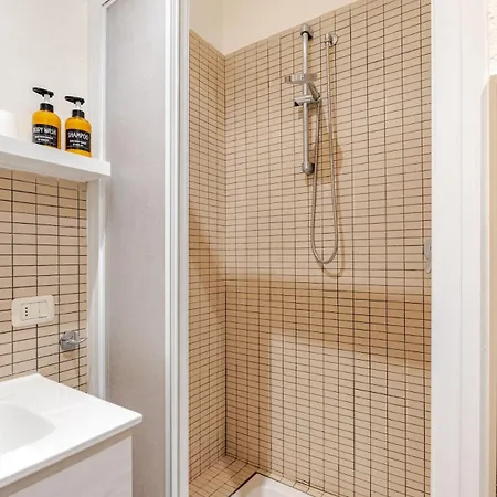 Rose & Stelle - Favoloso In Centro