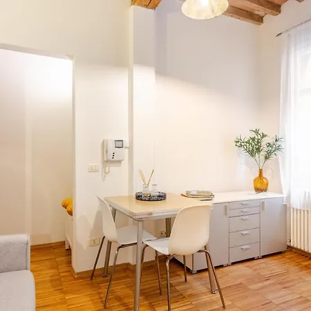 Rose & Stelle - Favoloso In Centro *