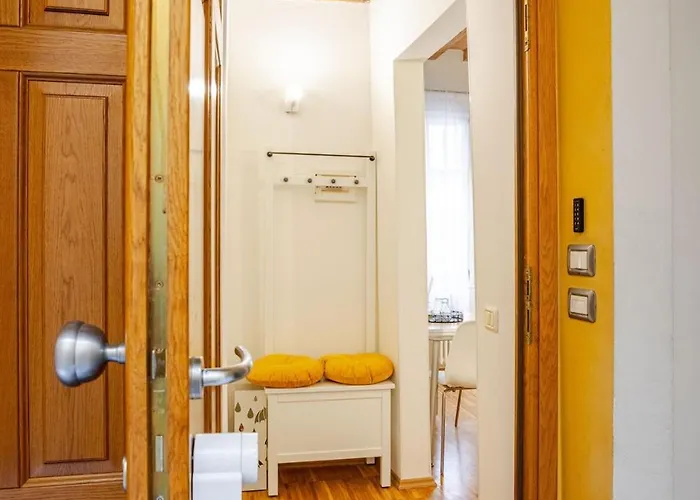 Rose & Stelle - Favoloso In Centro アパート モデナ