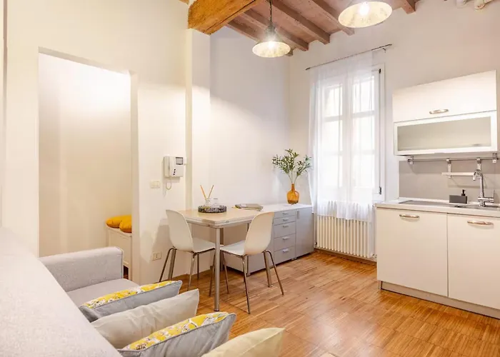 Rose & Stelle - Favoloso In Centro *